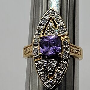 14k Gold Plated Ring with Cubic Zirconia & Amethyst Colored Stones Size: 5.25
